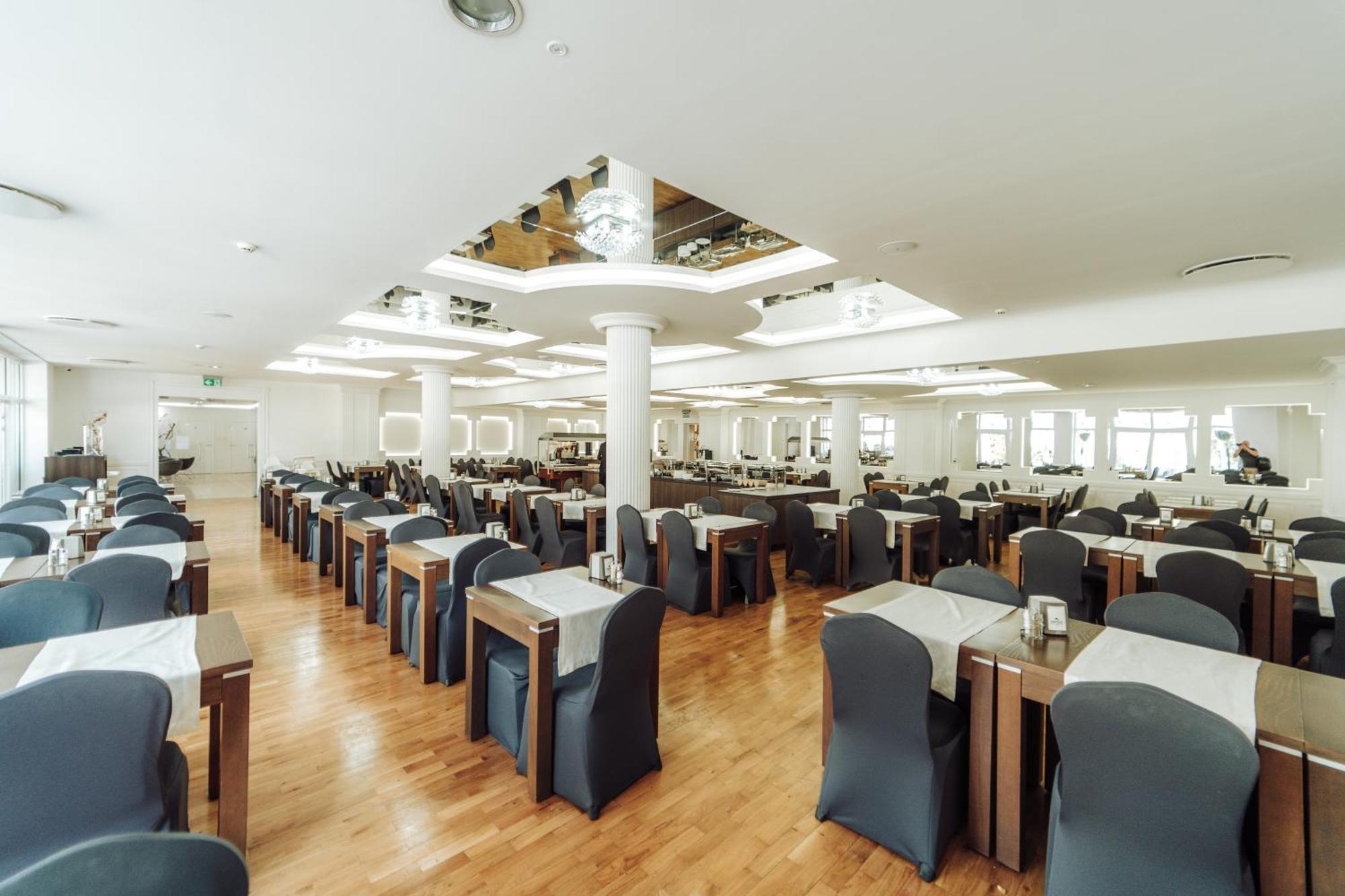 Hotel Jantar Wellness & Spa Устка Экстерьер фото